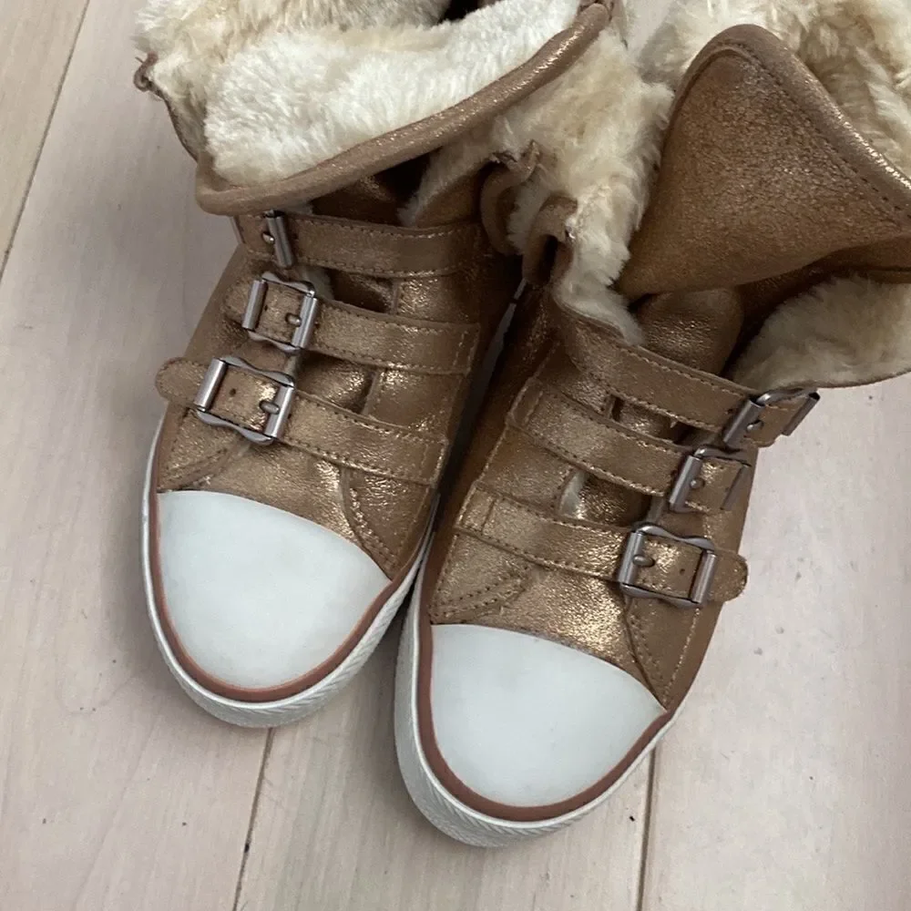 Ash girls Vava shearling gold shimmer sneakers 33
